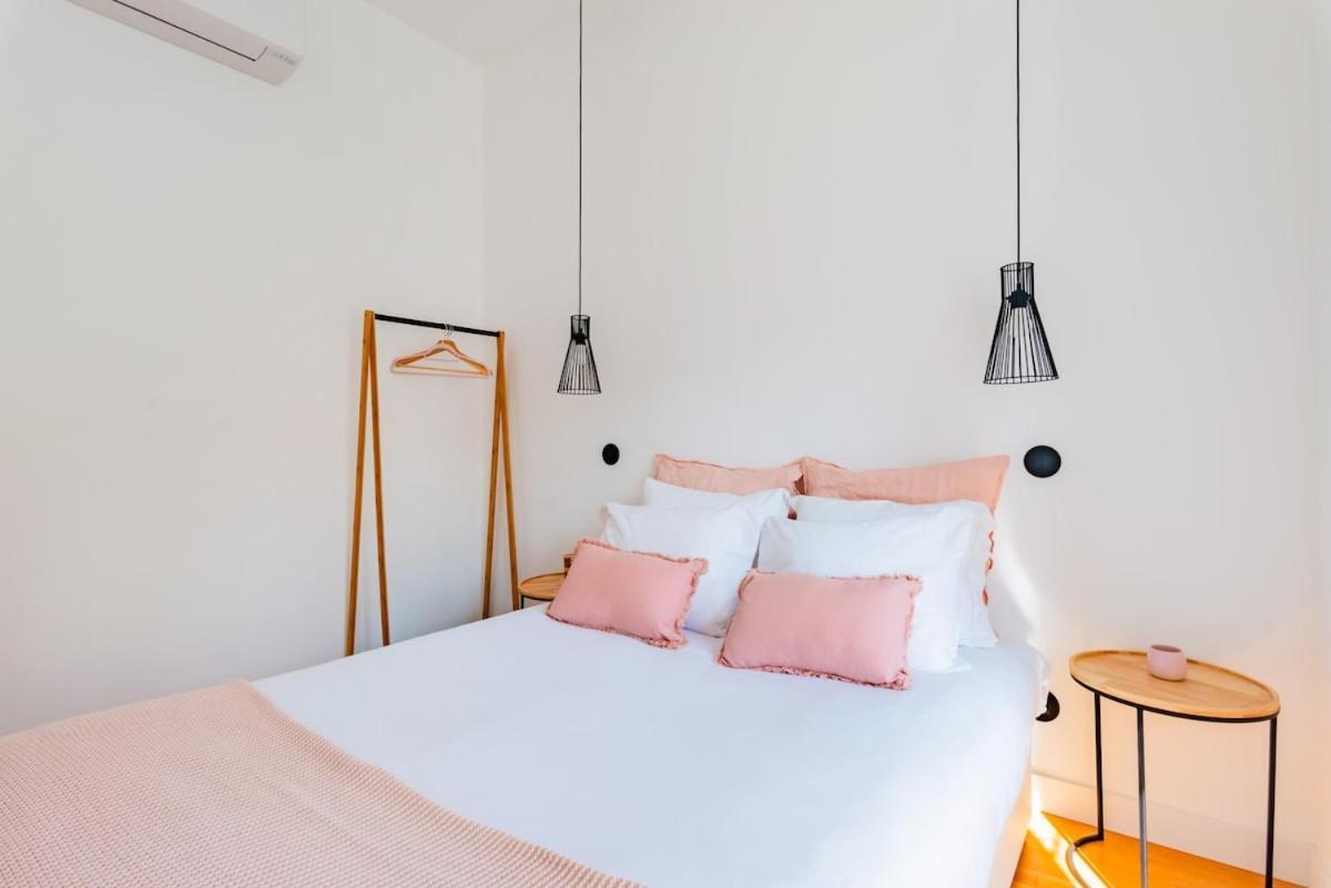 Urban Haven A 2br Modern Retreat * Lisboa